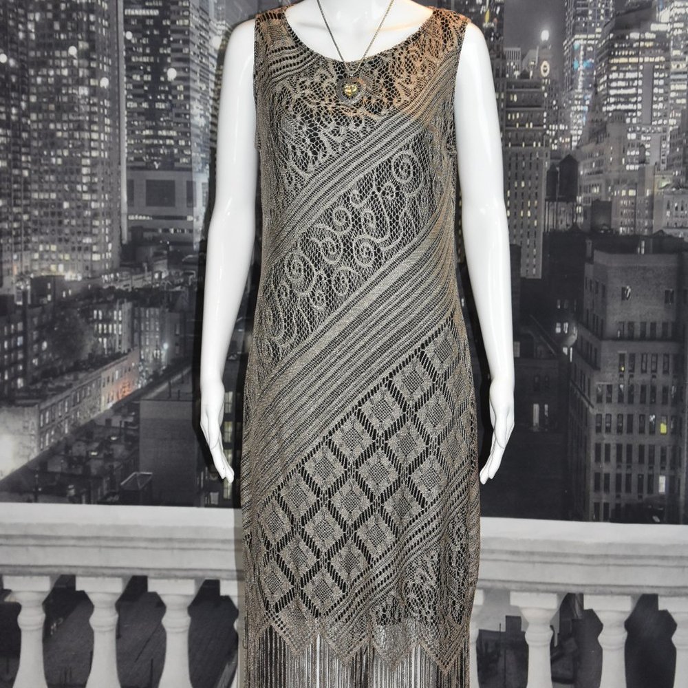 Savvy sz L Sleeveless Lined Gold Vintage Dress with Fringe Along Bottom Hemline